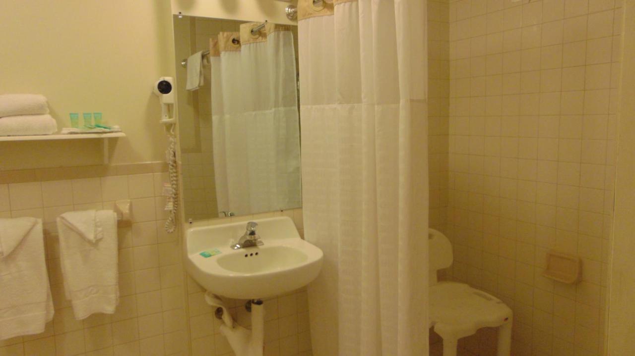 Oceanside Lodge Marmora Chambre photo