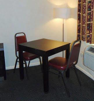 Oceanside Lodge Marmora Extérieur photo